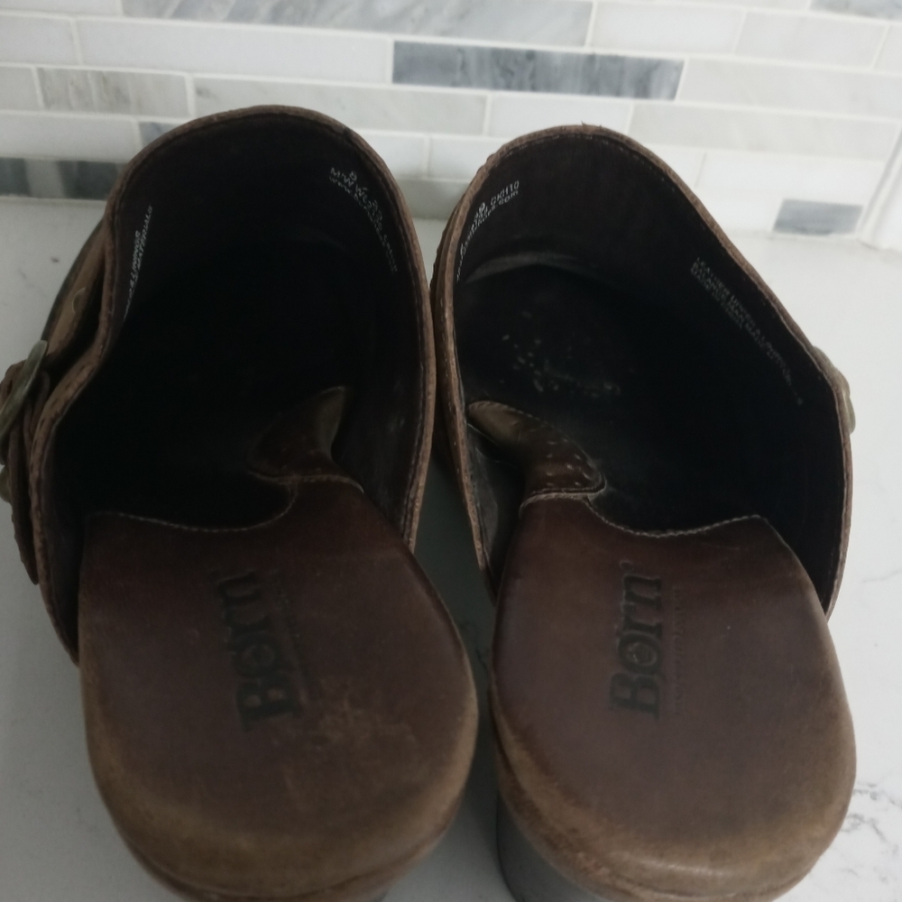 Born Genuine Leather Distressed Light Brown Mules Buckle accent Strap block Heel - Picture 5 of 11